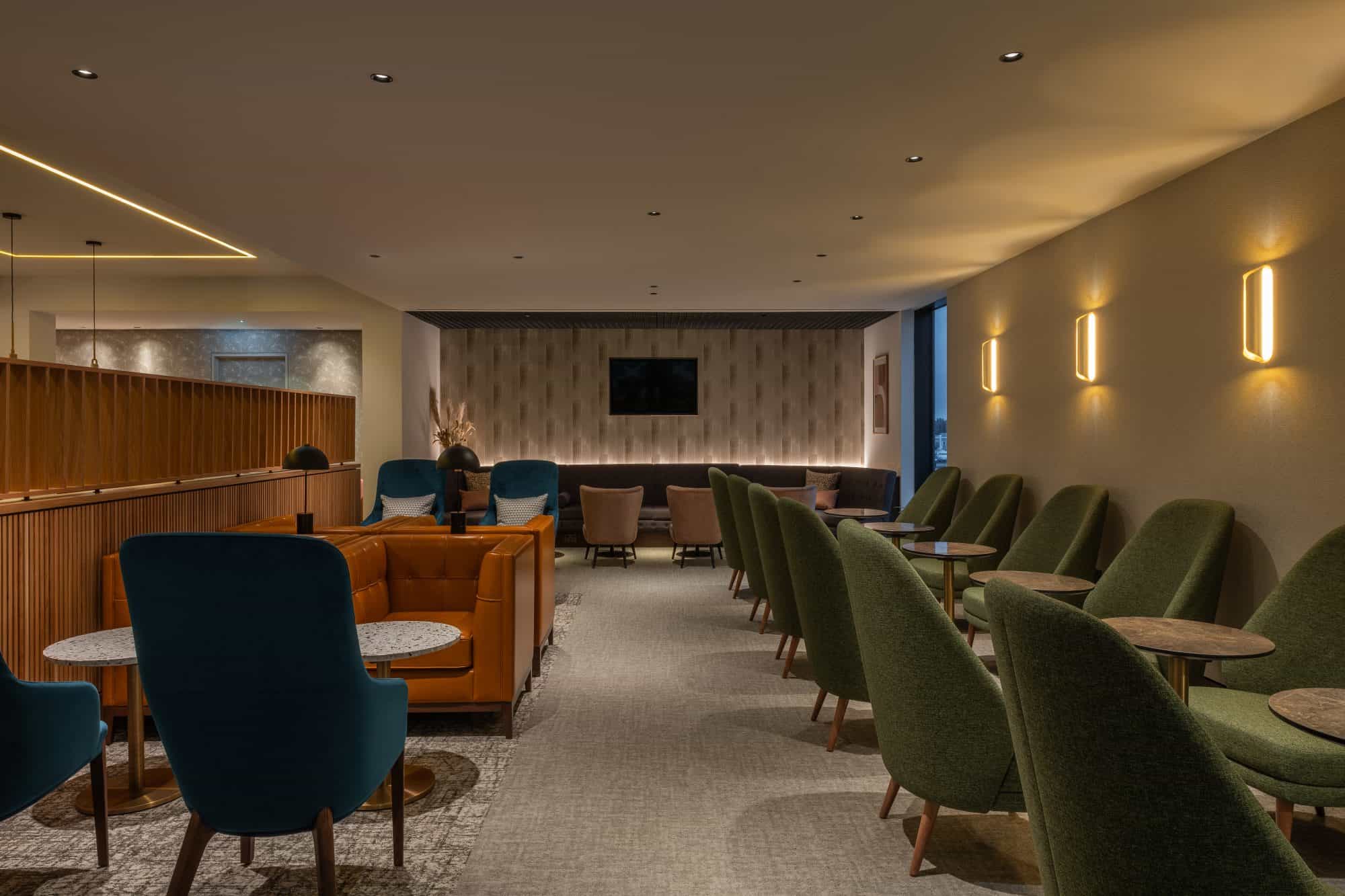 No1 Lounge — Hospitality